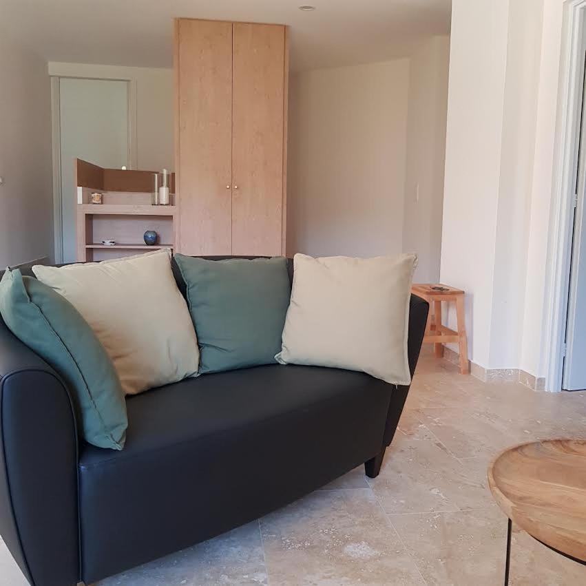 Les Tuileries De Lencieux Apartment Жигондас Екстериор снимка